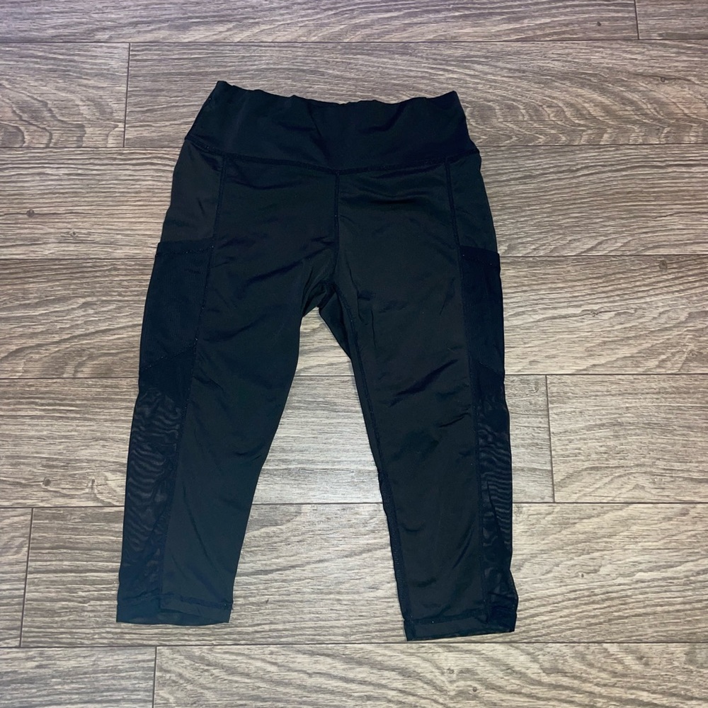🖤 SHEIN Mesh Insert Cropped Leggings 🖤 - Picture 6 of 10